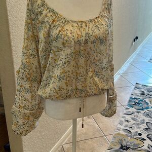 Bishop & Young Women's M Menorca Blouse Cream Gold Ditzy Floral Cottagecore New